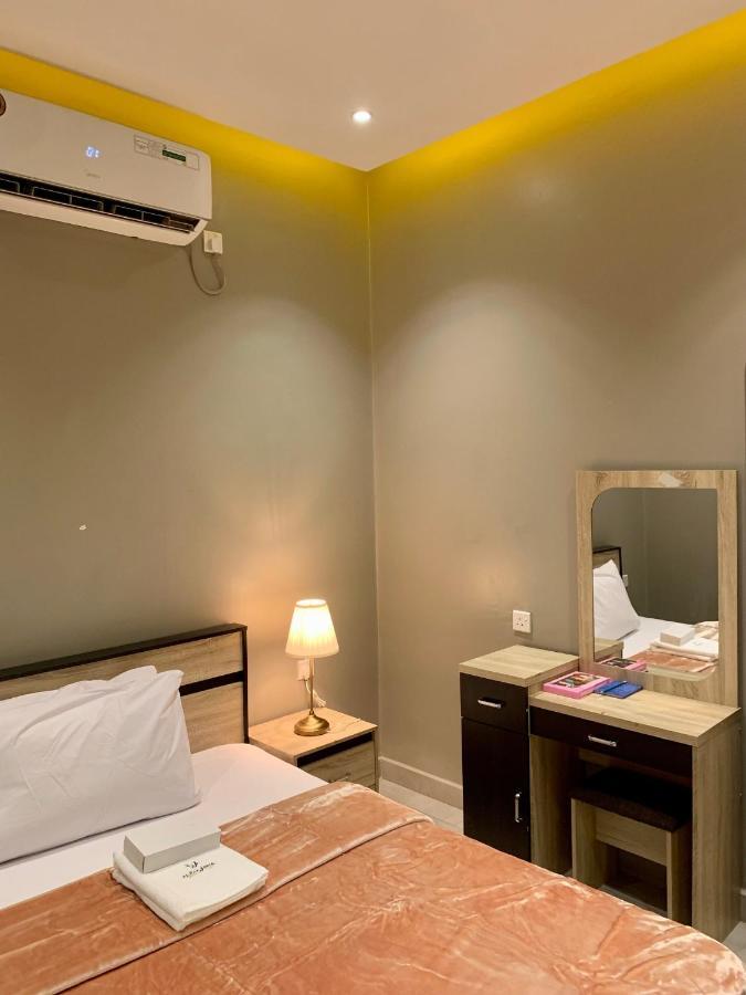 Al Rawdha Hotel Apartments Sharjah Exteriör bild